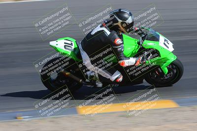 media/Apr-09-2023-SoCal Trackdays (Sun) [[333f347954]]/Turn 12 Inside (930am)/